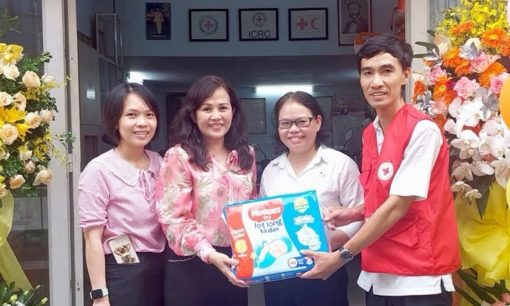 Chương trình "Thương Già, Yêu Trẻ"